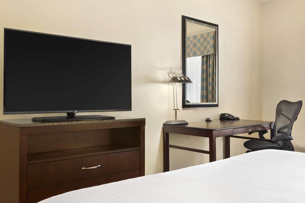 Hilton Garden Inn Huntsville South/Redstone Arsenal Room photo